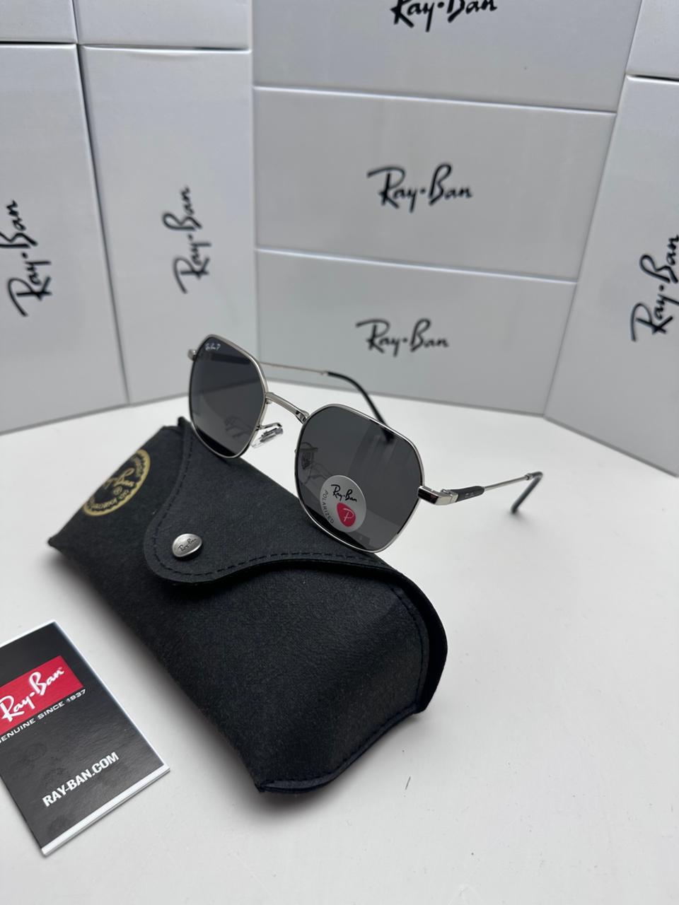 Lustris Eyewear